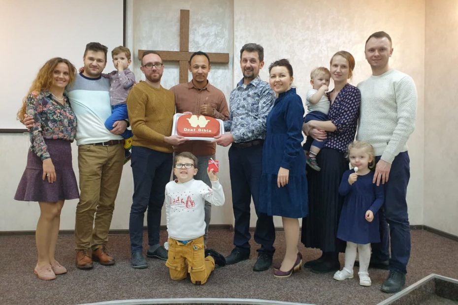 A Deaf Ukrainian Finds Hope In His Heart Language